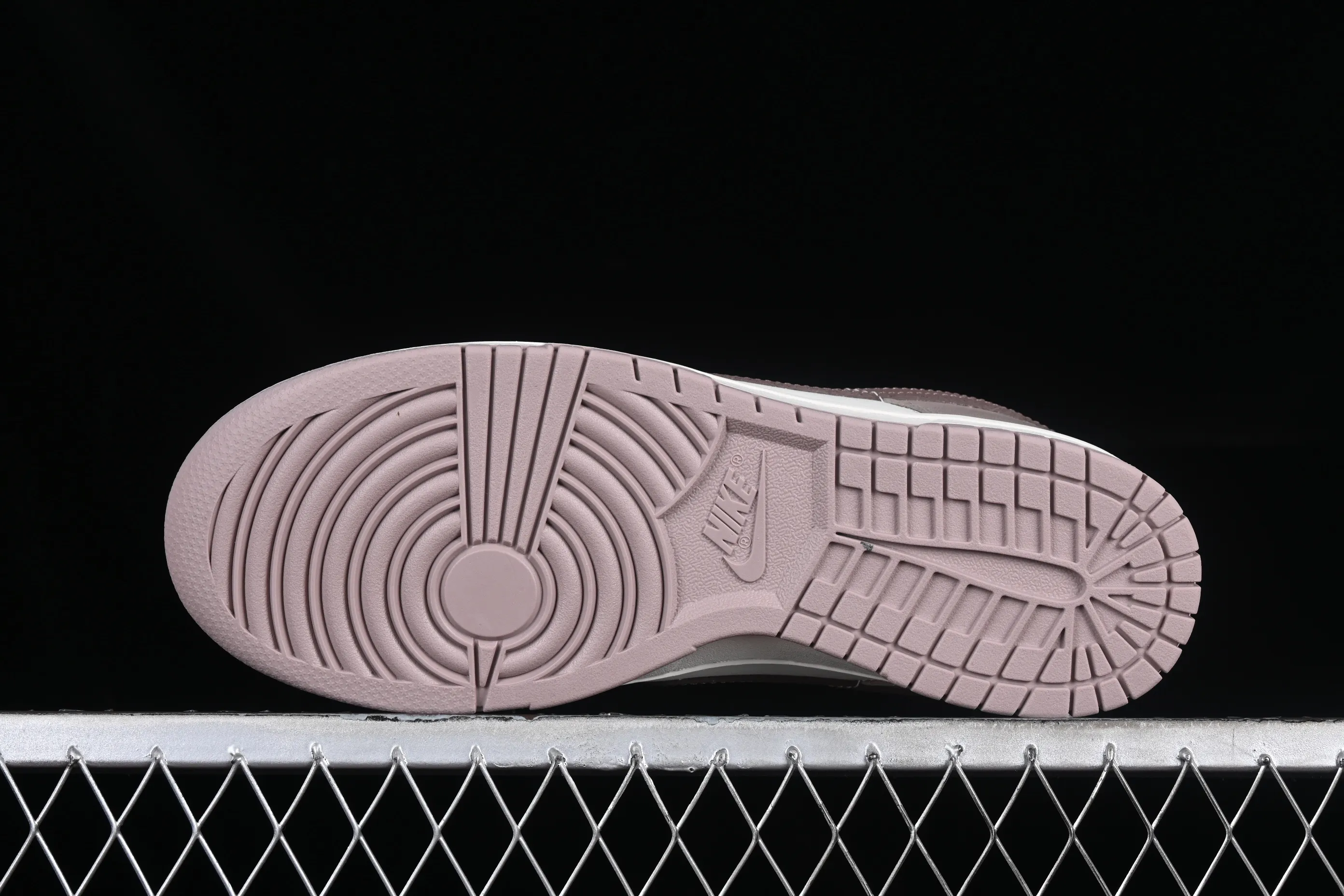 All categories Nk SB Dunk series Nk SB Dunk Low low-top sneakers K version Nk Dunk Low "Diffused Taupe" white brown SB low-top casual sneakers DD1503-125